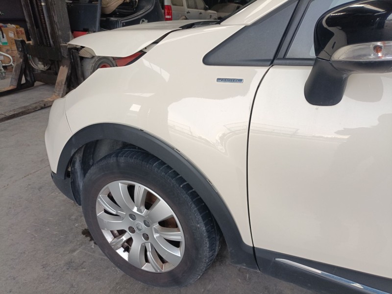 Recambio de aleta delantera izquierda para renault captur i (j5_, h5_) 1.5 dci 90 referencia OEM IAM   