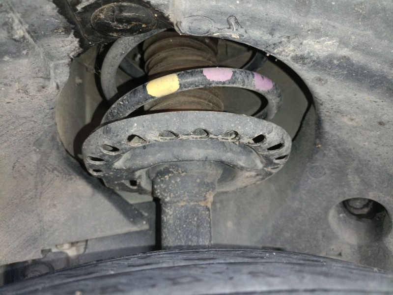 Recambio de amortiguador delantero izquierdo para renault captur i (j5_, h5_) 1.5 dci 90 referencia OEM IAM   