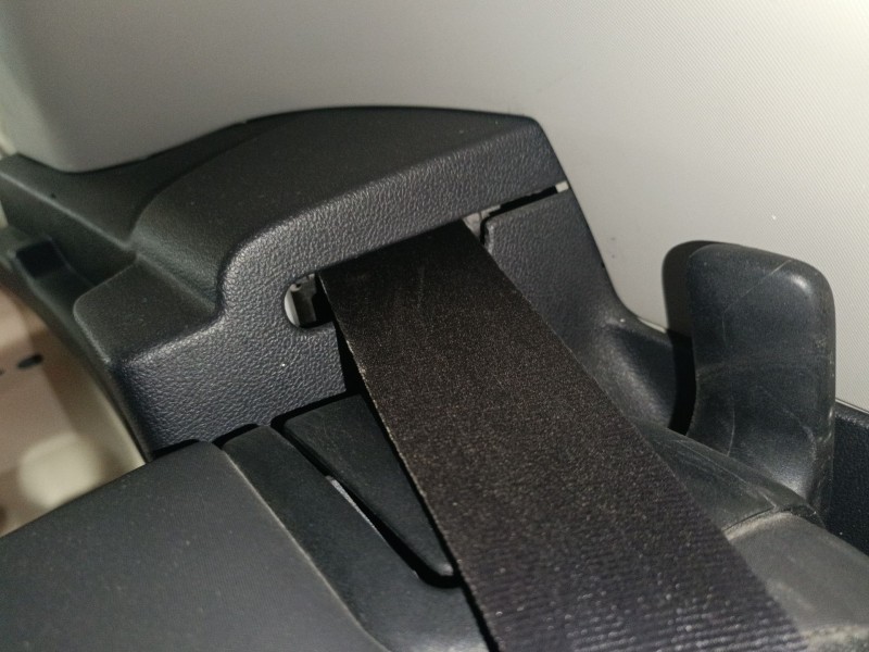 Recambio de cinturon seguridad trasero izquierdo para renault captur i (j5_, h5_) 1.5 dci 90 referencia OEM IAM   