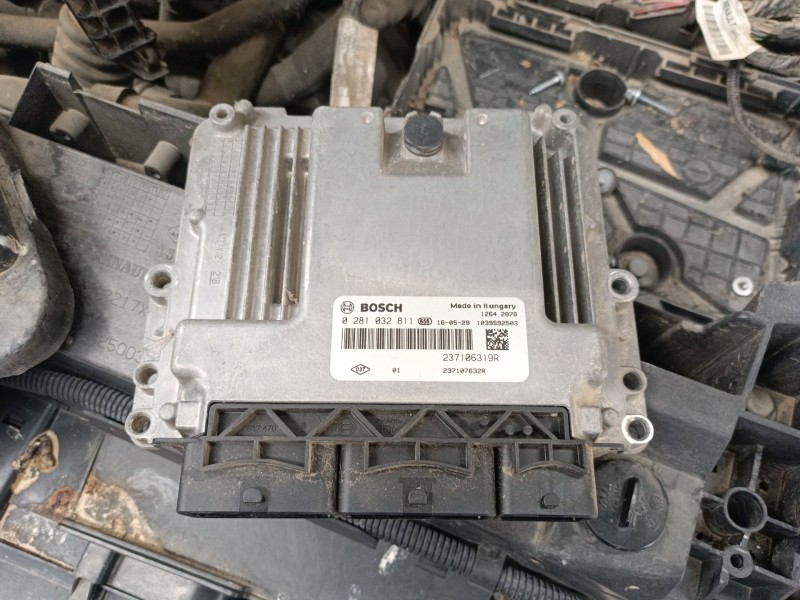 Recambio de centralita motor uce para renault captur i (j5_, h5_) 1.5 dci 90 referencia OEM IAM   