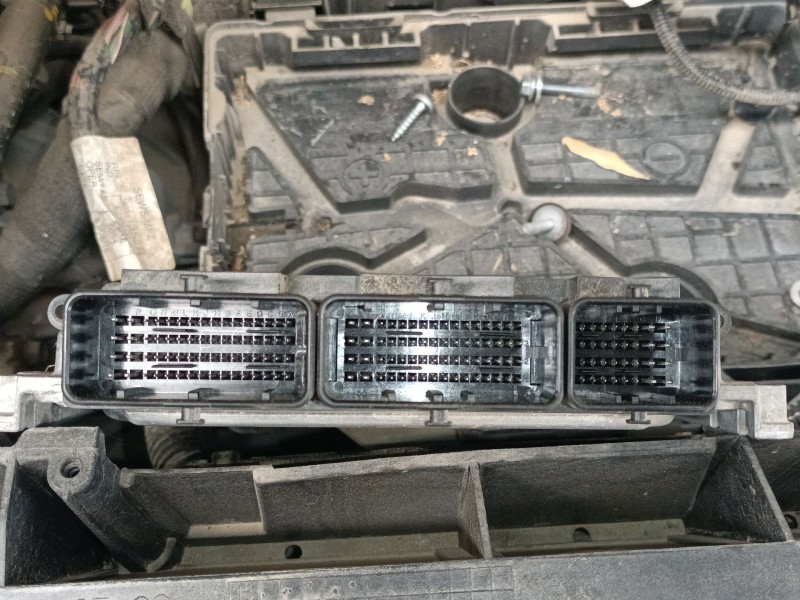Recambio de centralita motor uce para renault captur i (j5_, h5_) 1.5 dci 90 referencia OEM IAM 237106319R 0281032811 