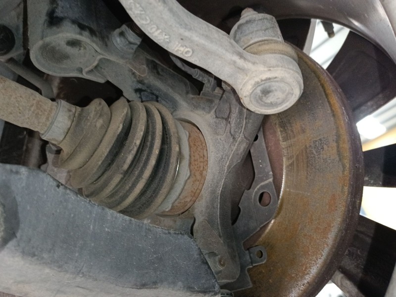 Recambio de mangueta delantera derecha para renault captur i (j5_, h5_) 1.5 dci 90 referencia OEM IAM   