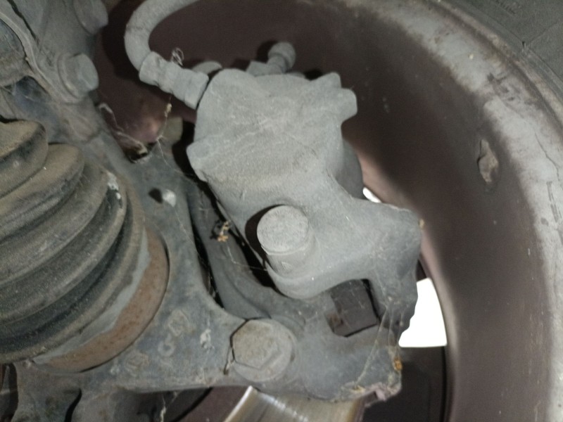 Recambio de pinza freno delantera izquierda para renault captur i (j5_, h5_) 1.5 dci 90 referencia OEM IAM   
