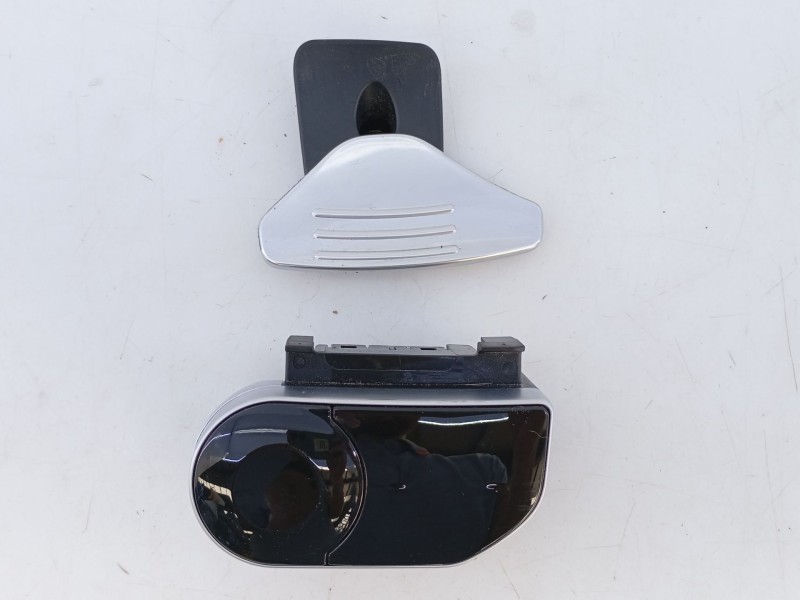 Recambio de mando multifuncion para land rover range rover velar (l560) 3.0 p340 scv6 4x4 referencia OEM IAM J8A213D767AB  E3-B3