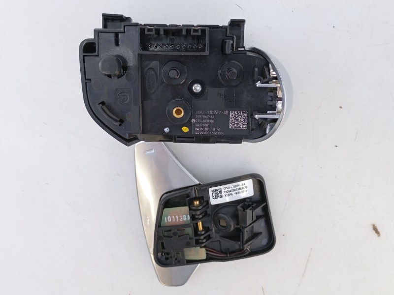 Recambio de mando multifuncion para land rover range rover velar (l560) 3.0 p340 scv6 4x4 referencia OEM IAM J8A213D767AB  E3-B3