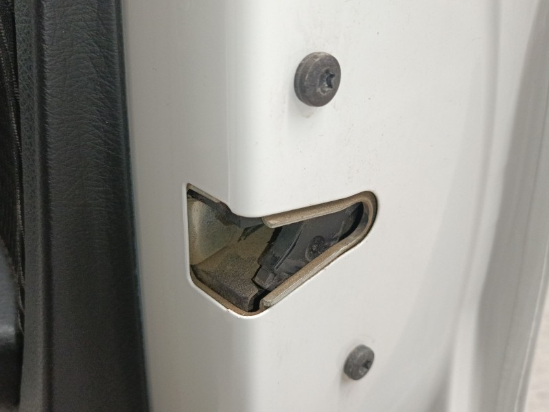 Recambio de cerradura puerta delantera derecha para bmw 1 (f20) 116 d referencia OEM IAM   