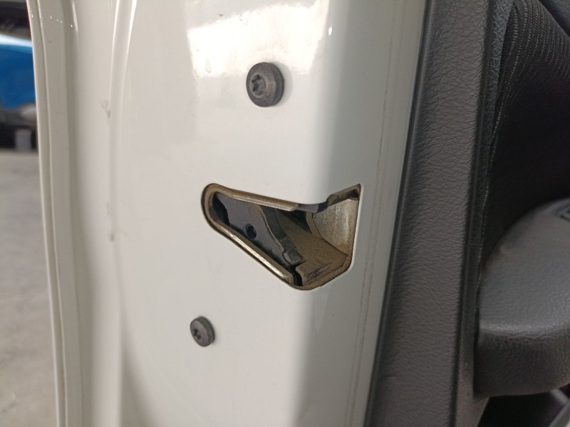 Recambio de cerradura puerta delantera izquierda para bmw 1 (f20) 116 d referencia OEM IAM   