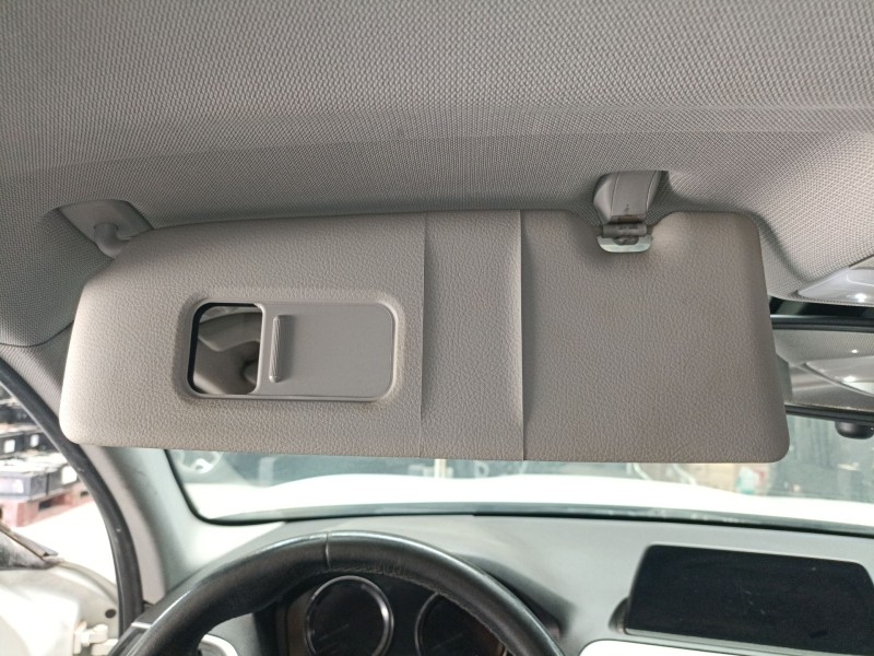 Recambio de parasol izquierdo para bmw 1 (f20) 116 d referencia OEM IAM   