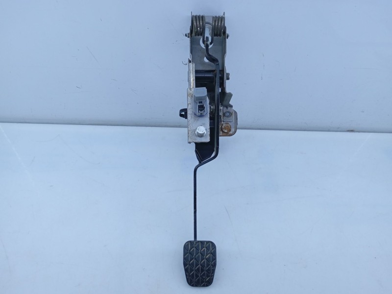 Recambio de pedal freno para mazda 6 hatchback (gh) 1.8 mzr referencia OEM IAM   