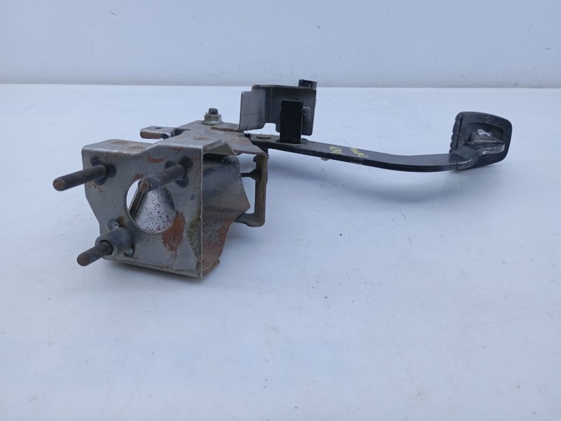 Recambio de pedal freno para chevrolet captiva 2.0 vcdi lt referencia OEM IAM   