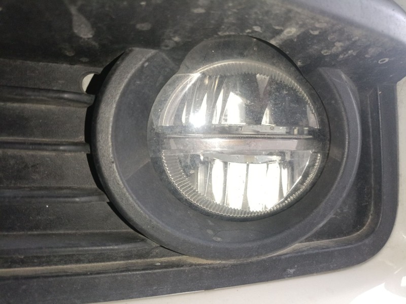 Recambio de faro antiniebla izquierdo para bmw 1 (f20) 116 d referencia OEM IAM   