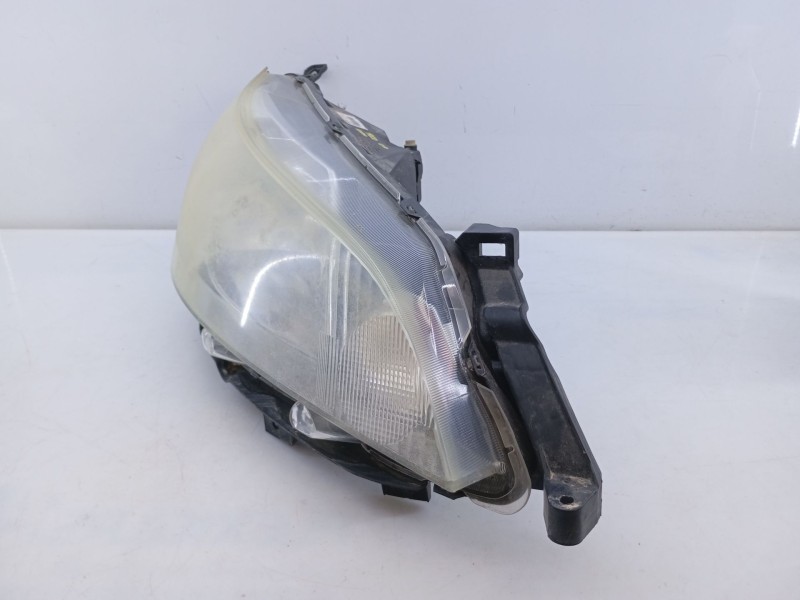 Recambio de faro derecho para nissan nv200 furgoneta 1.5 dci 90 (m20, m20m) referencia OEM IAM 26010BJ10A  