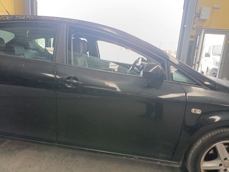 Recambio de puerta delantera derecha para seat leon (1p1) 1.9 tdi referencia OEM IAM   