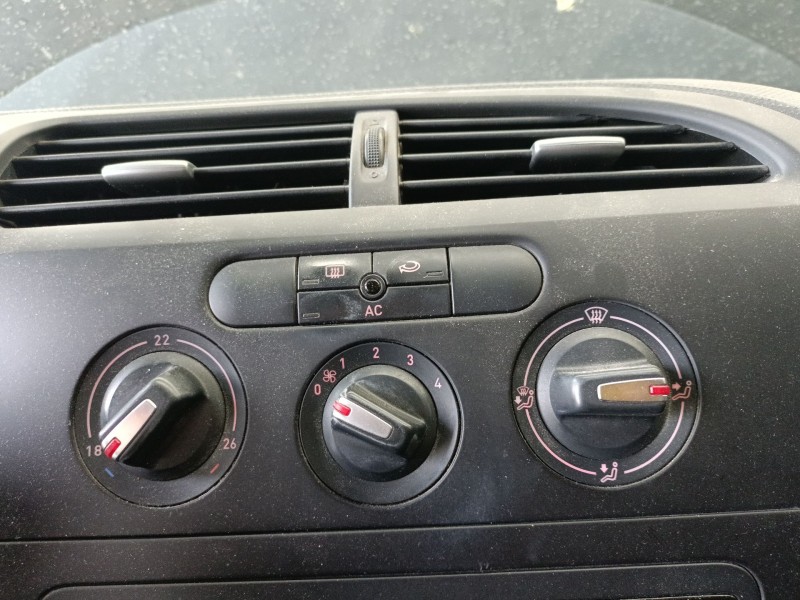 Recambio de mando calefaccion / aire acondicionado para seat leon (1p1) 1.9 tdi referencia OEM IAM   