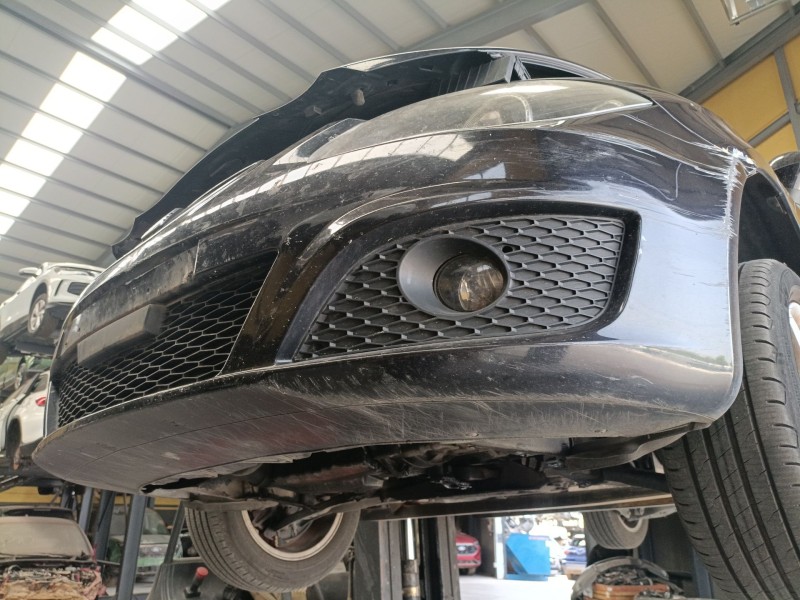 Recambio de paragolpes delantero para seat leon (1p1) 1.9 tdi referencia OEM IAM   