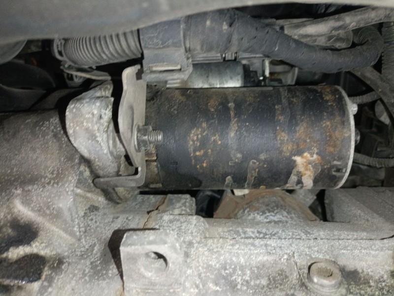 Recambio de motor arranque para seat leon (1p1) 1.9 tdi referencia OEM IAM   