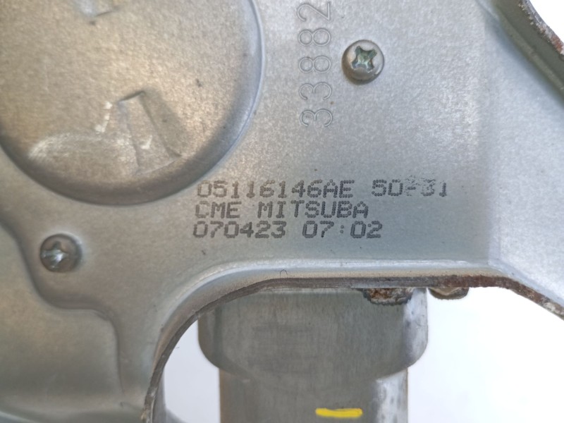 Recambio de motor limpia trasero para jeep compass limited referencia OEM IAM 05116146AE  