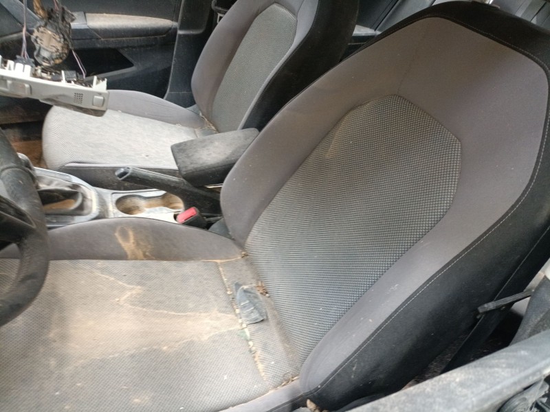 seat arona (kj7, kjp) del año 2020
