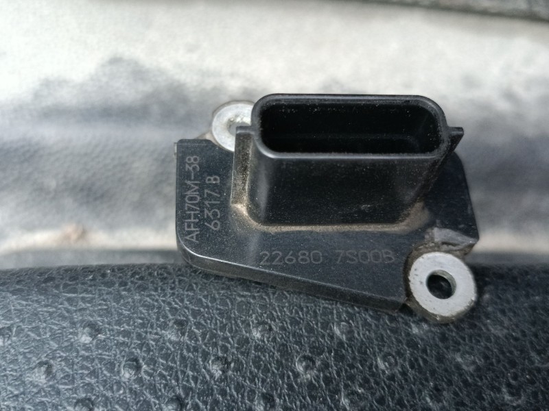 Recambio de caudalimetro para renault trucks referencia OEM IAM 226807S00B  