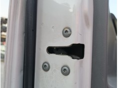 CERRADURA PUERTA DELANTERA IZQUIERDA 