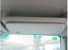 Recambio de parasol derecho para renault trucks referencia OEM IAM    2