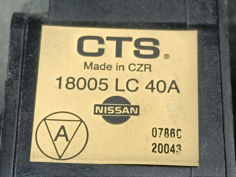 Recambio de pedal acelerador para renault trucks referencia OEM IAM 18005LC40A  