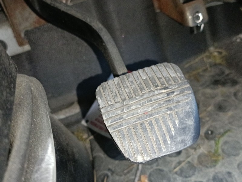 Recambio de pedal freno para renault trucks referencia OEM IAM   