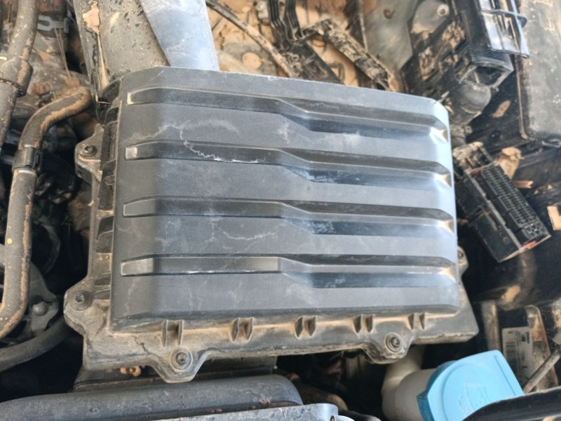 Recambio de filtro aire para seat arona (kj7, kjp) 1.0 tsi referencia OEM IAM   