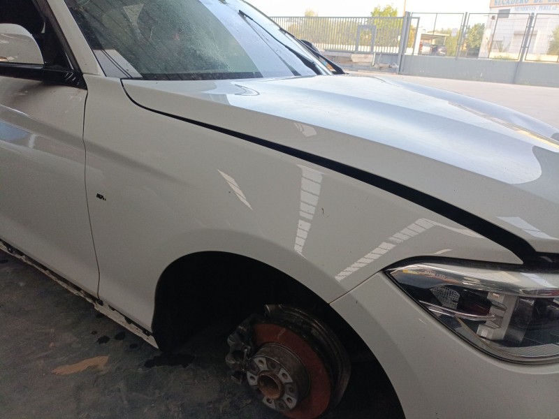Recambio de aleta delantera derecha para bmw 1 (f20) 118 d referencia OEM IAM   