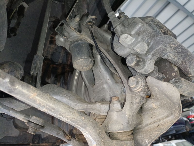 Recambio de mangueta delantera derecha para bmw 1 (f20) 118 d referencia OEM IAM   