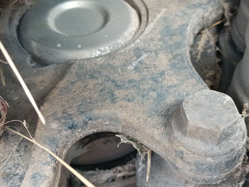 Recambio de mangueta delantera izquierda para volkswagen crafter 30-50 furgoneta (2e_) 2.0 tdi referencia OEM IAM   