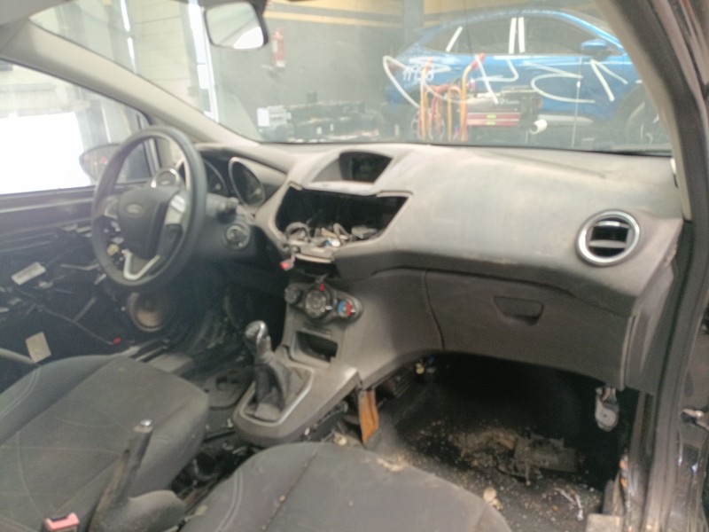 ford fiesta vi (cb1, ccn) del año 2015