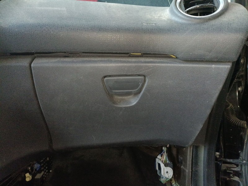 Recambio de guantera para ford fiesta vi (cb1, ccn) 1.25 referencia OEM IAM   