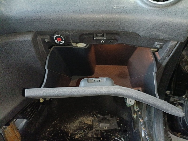 Recambio de guantera para ford fiesta vi (cb1, ccn) 1.25 referencia OEM IAM   