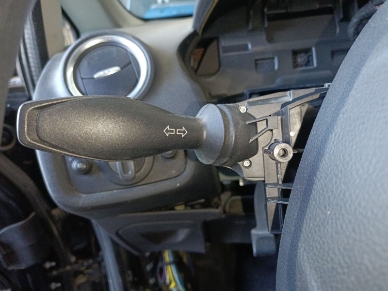 Recambio de mando intermitentes para ford fiesta vi (cb1, ccn) 1.25 referencia OEM IAM   