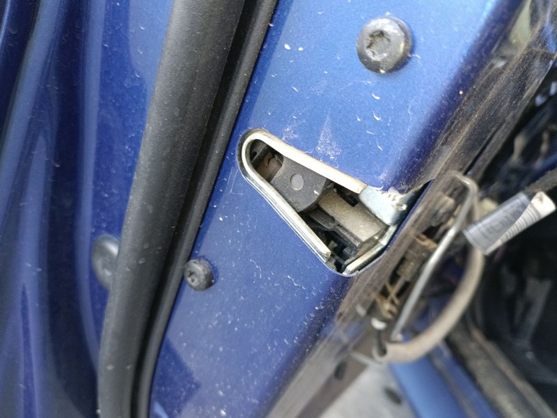 Recambio de cerradura puerta delantera izquierda para bmw 3 (e90) 320 d referencia OEM IAM   
