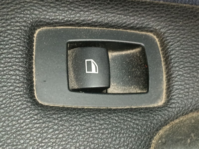 Recambio de mando elevalunas trasero izquierdo para bmw 3 (e90) 320 d referencia OEM IAM   