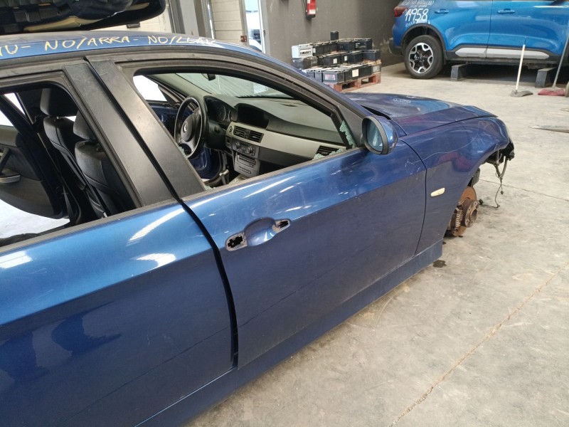 Recambio de puerta delantera derecha para bmw 3 (e90) 320 d referencia OEM IAM   