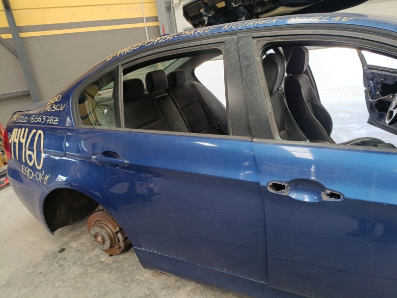 Recambio de puerta trasera derecha para bmw 3 (e90) 320 d referencia OEM IAM   