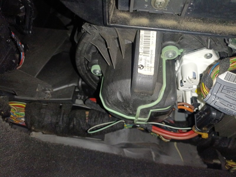 Recambio de ventilador calefaccion para bmw 3 (e90) 320 d referencia OEM IAM   