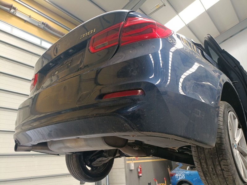 Recambio de paragolpes trasero para bmw 3 (f30, f80) 318 i referencia OEM IAM   
