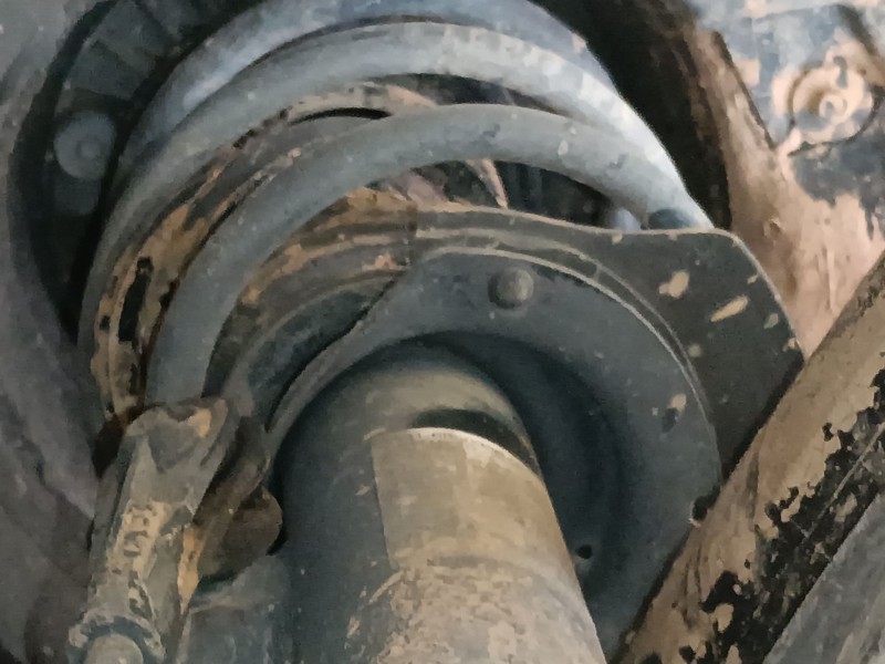 Recambio de amortiguador delantero izquierdo para bmw 3 (f30, f80) 318 d referencia OEM IAM   