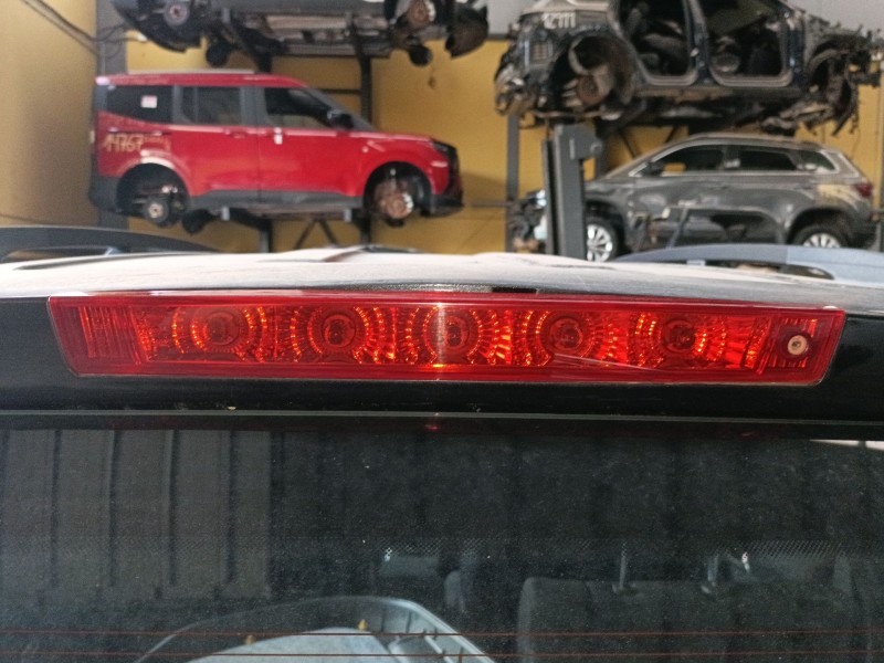 Recambio de luz central de freno para chevrolet captiva (c100, c140) 2.0 d referencia OEM IAM   