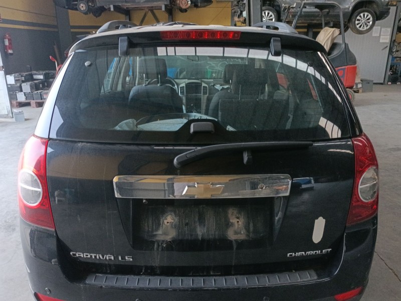 Recambio de porton trasero para chevrolet captiva (c100, c140) 2.0 d referencia OEM IAM   