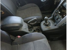 Recambio de consola central para chevrolet captiva (c100, c140) 2.0 d referencia OEM IAM   
