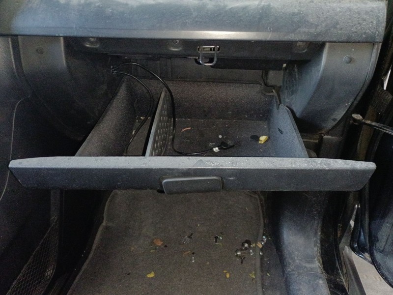 Recambio de guantera para chevrolet captiva (c100, c140) 2.0 d referencia OEM IAM   