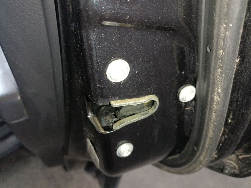 Recambio de cerradura puerta trasera derecha para chevrolet captiva (c100, c140) 2.0 d referencia OEM IAM   
