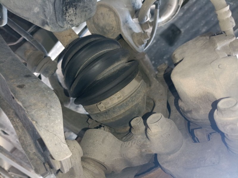 Recambio de mangueta delantera izquierda para chevrolet captiva (c100, c140) 2.0 d referencia OEM IAM   