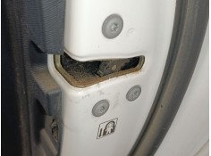 Recambio de cerradura puerta trasera derecha para toyota avensis sedán (_t27_) 2.2 d-4d (adt271_) referencia OEM IAM   