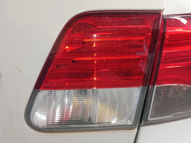 Recambio de piloto trasero derecho porton para toyota avensis sedán (_t27_) 2.2 d-4d (adt271_) referencia OEM IAM   